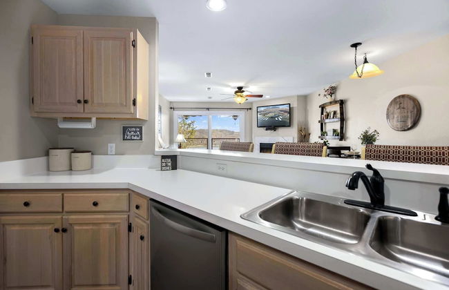 Family Lakefront Oasis Picture Perfect Retreat! - Foto 11