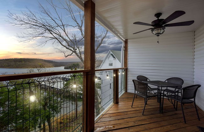 Family Lakefront Oasis Picture Perfect Retreat! - Foto 34