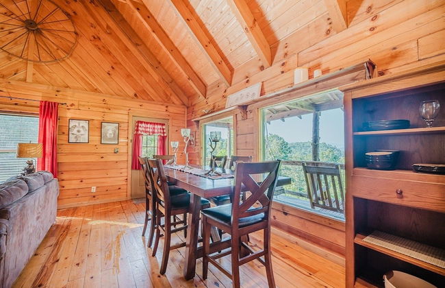 J Willy's Refuge 2 Bedroom Cabin by RedAwning - Foto 31