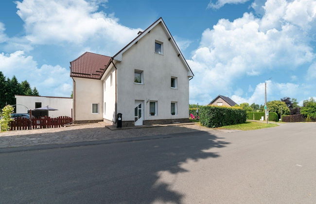 Family Villa Near Lake - Foto 1