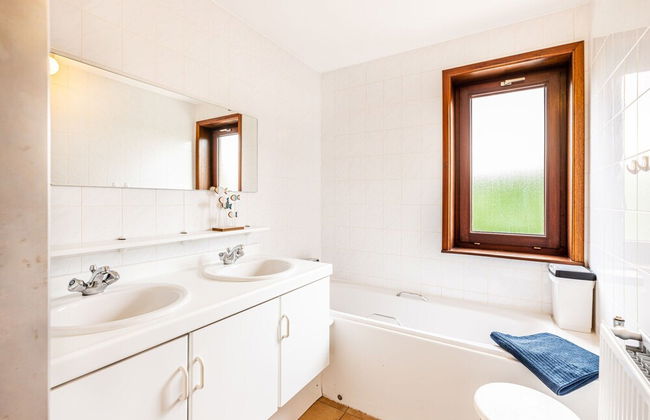 Villa in St-idesbald Near Sea Beach - Photo 17