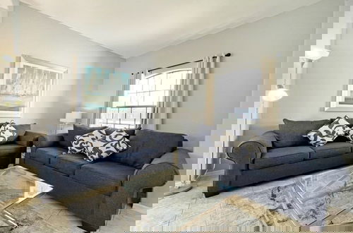 Photo 19 - Hidden Gem 5 Bedroom Home by RedAwning