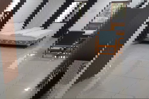 Foto 5 - White Diamond Apartment