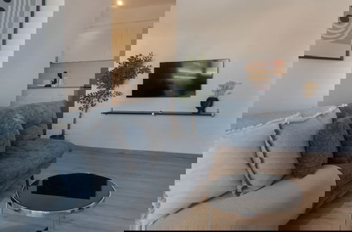 Foto 1 - Phaedrus Living: City Breeze Residences Finesse