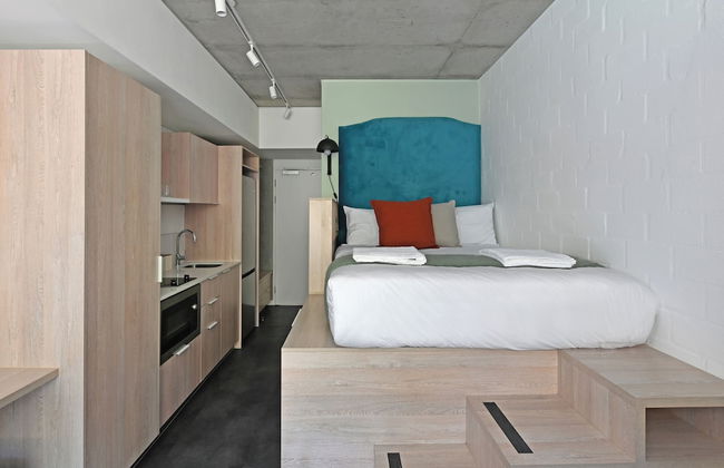 ONE26 ON M - Fluent Serviced Apartments - Photo 9