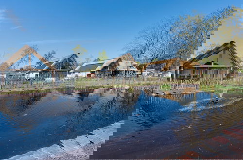 Foto 26 - Holiday Home in Netherlands Pond View