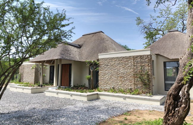 Discover the Attraction of Villa Umoja - Foto 27