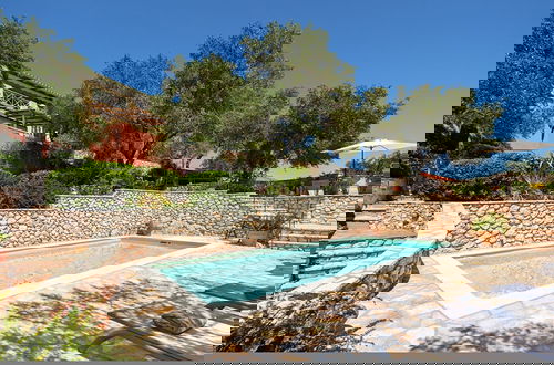 Photo 5 - Bay View Bougainvillea Upper