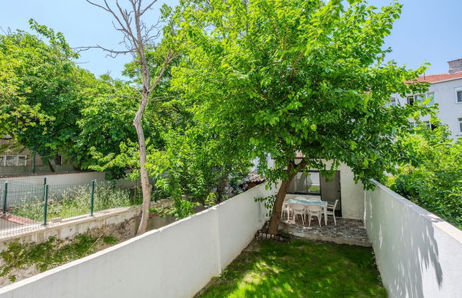 House w Garden 10 min to City s in Beyoglu - Foto 24
