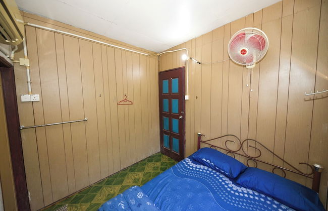 OYO 90990 Sri Tempurung Homestay - Foto 29
