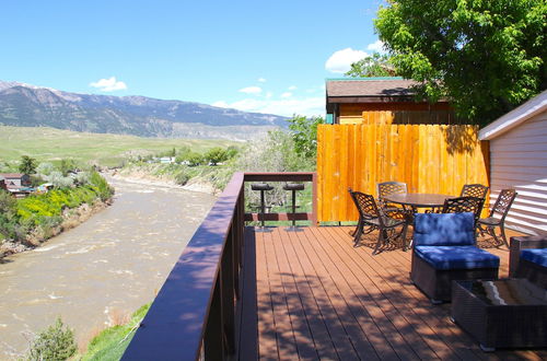 Photo 35 - Yellowstone Treasure Guesthouses on the River