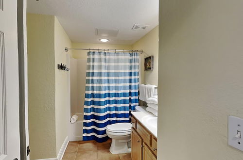 Photo 37 - Crystal Shores West by Southern Vacation Rentals