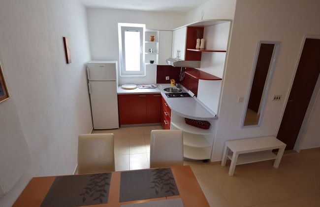 Spacious Apartment With Terrace, Near the Beach - Photo 7