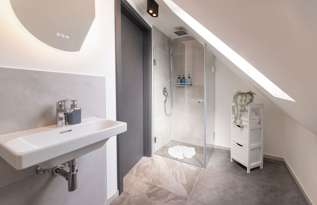 Urban Design Suites - Photo 40