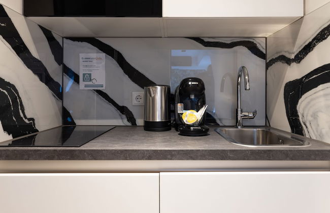 Urban Design Suites - Photo 31
