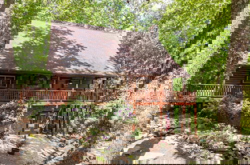 Foto 56 - Iron Mountain Lodge 3 Bedroom Cabin by RedAwning