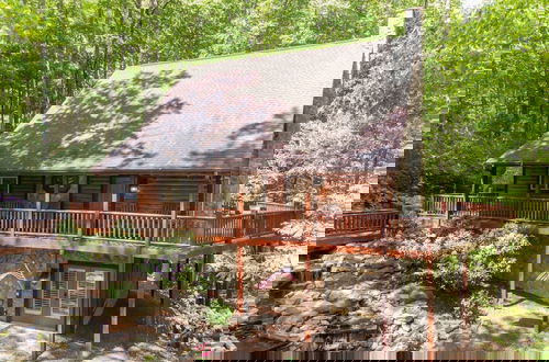 Foto 53 - Iron Mountain Lodge 3 Bedroom Cabin by RedAwning