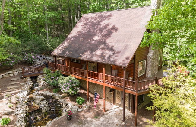 Iron Mountain Lodge 3 Bedroom Cabin by RedAwning - Photo 59