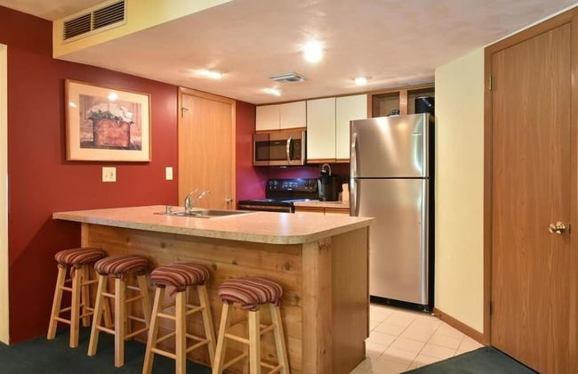 Seven Springs Sunridge 2 BR Condo, Mountain Views! by RedAwning - Photo 4