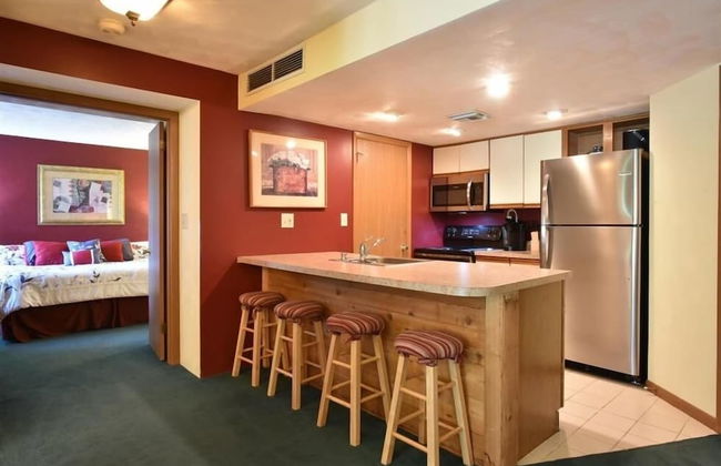 Seven Springs Sunridge 2 BR Condo, Mountain Views! by RedAwning - Photo 5