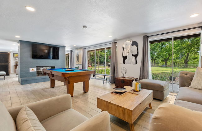 Spacious Family Home w Pool Hot Tub Large Yard - Foto 10