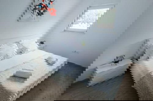 Photo 5 - Exclusive Elegant Villa With Pool in Kastel Novi