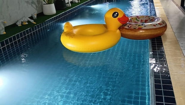 Eigener Pool