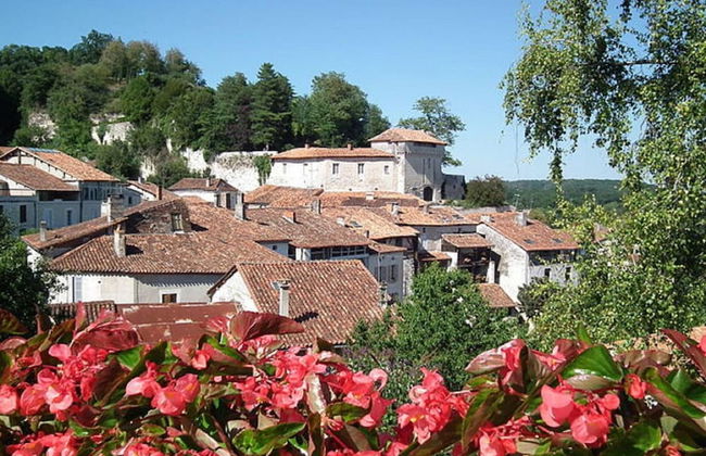 Villa in France With Private Pool & Garden - Photo 22