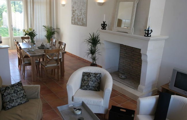 Villa in France With Private Pool & Garden - Photo 10