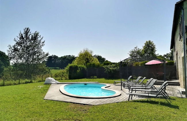 Villa in France With Private Pool & Garden - Photo 15