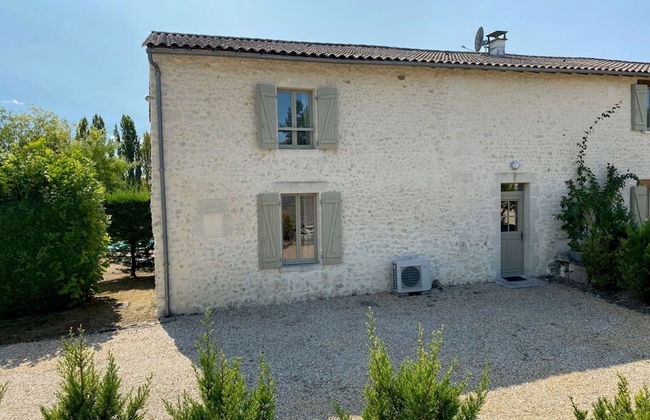 Villa in France With Private Pool & Garden - Photo 16