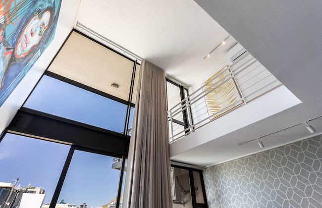 Urban Palette - Modern Artistic Green Point Apt - Photo 15