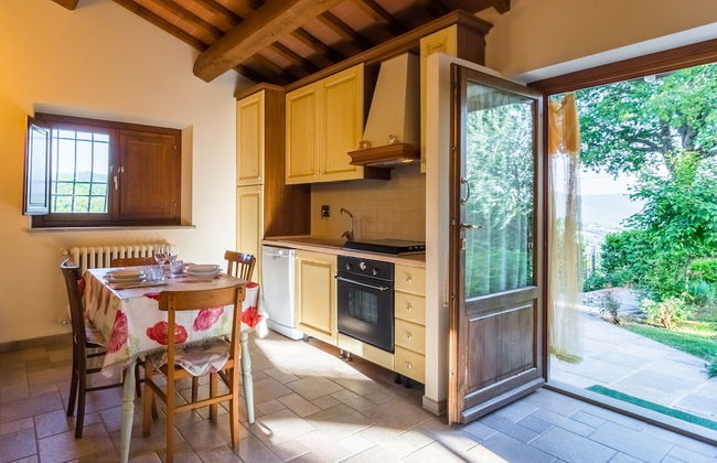 Beautiful Cottage in Dicomano With Swimming Pool - Foto 21