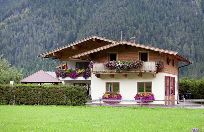Alluring Apartment With Swimming Pool in Waidring Tyrol - Foto 1