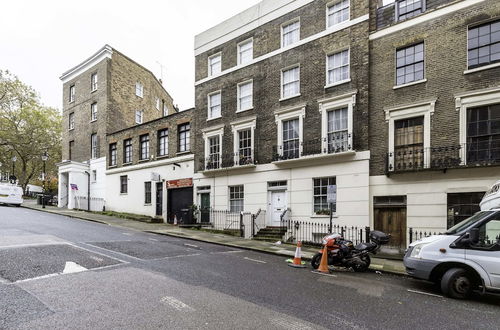 Photo 22 - Beautiful Two-bed Abode Near King Cross