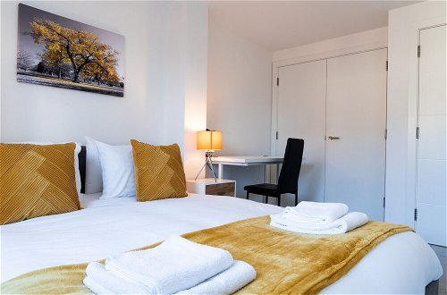 Photo 3 - Inviting 2-bed Apartment in Cambridge