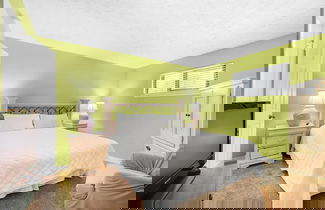Photo 3 - Crystal Villas A-2