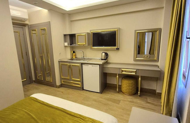 Taksim La Marino Hotel - Photo 35