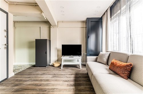 Photo 3 - Central and Compact Flat With Terrace in Sisli