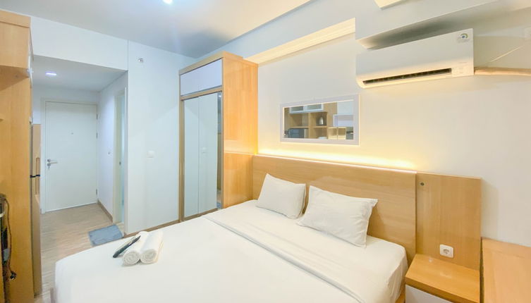 Photo 1 - Modern Look And Comfortable Studio Barsa City Apartment