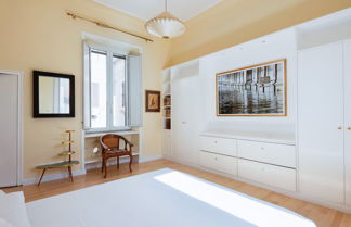 Photo 2 - RSH Spanish Steps Luxury Apartments