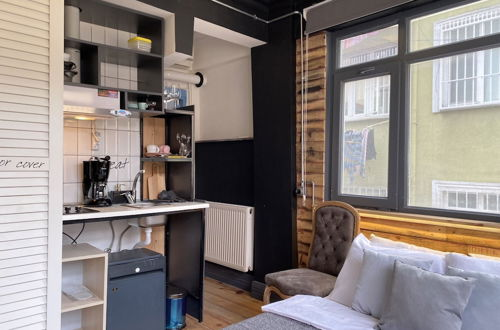 Foto 5 - Modern Designed Cozy Studio Flat in Beyoglu