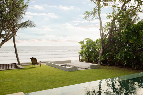 Photo 8 - Black Beach Villa