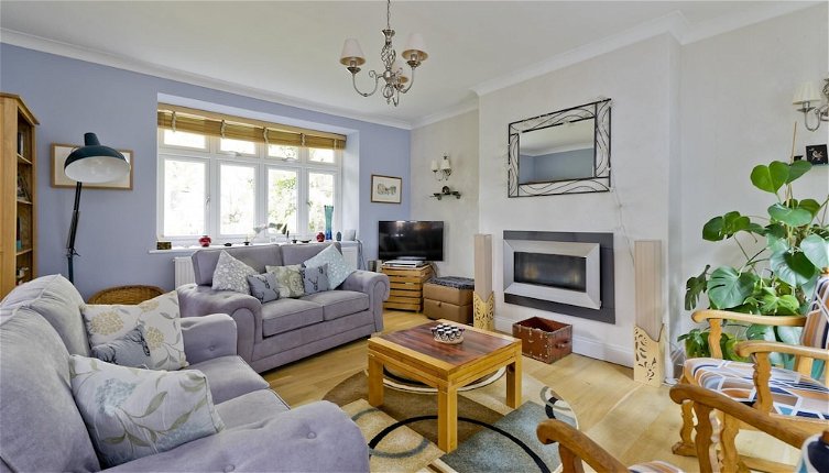 Photo 1 - Delightful Apartment in Prime Location Near Hampstead Heath by Underthedoormat