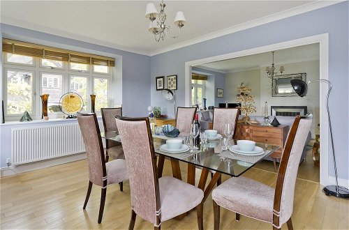 Photo 22 - Delightful Apartment in Prime Location Near Hampstead Heath by Underthedoormat