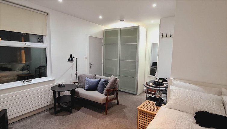 Foto 1 - Maple House - Inviting 1-bed Apartment in London