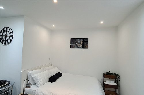 Foto 7 - Maple House - Inviting 1-bed Apartment in London