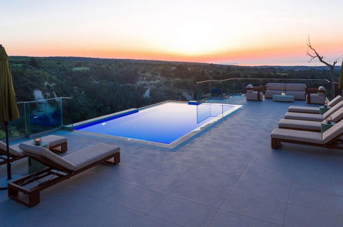 Photo 8 - Dim Luxury Villa - With Private Pool