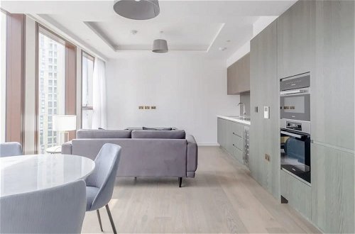 Photo 17 - Luxurious 1BD Flat by the River - Vauxhall