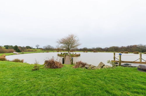 Photo 39 - Lakeside Escape, Stone Countryside Cottage